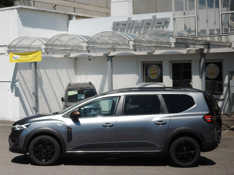 Dacia Jogger TCe 110 Extreme+ 7-Sitzer GJR,Kamera,SHZ — photo 6