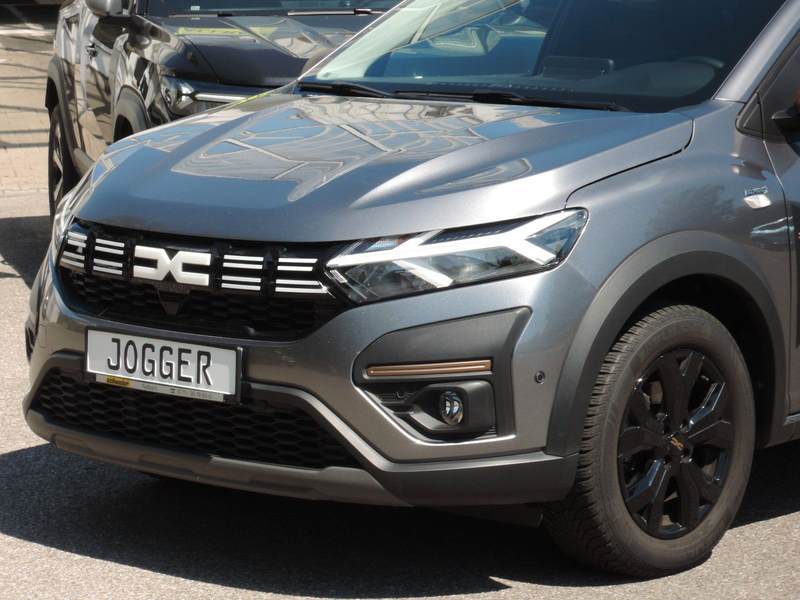 Dacia Jogger TCe 110 Extreme+ 7-Sitzer GJR,Kamera,SHZ — photo 3