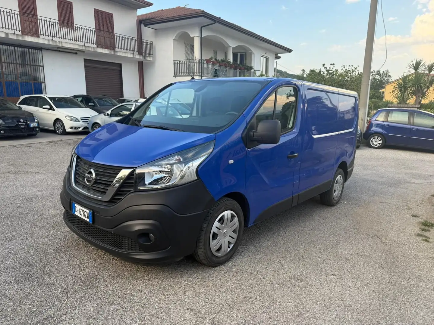 Nissan NV300 29 2.0 dCi 120CV PL-TN Van Blu/Azzurro - 2