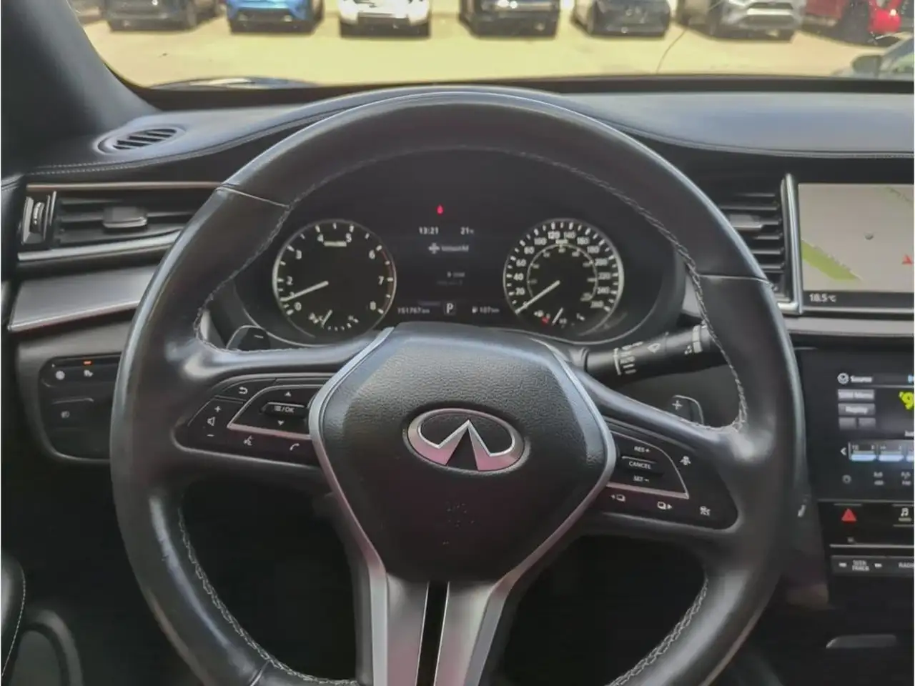 Infiniti QX55 снимка Infiniti QX55