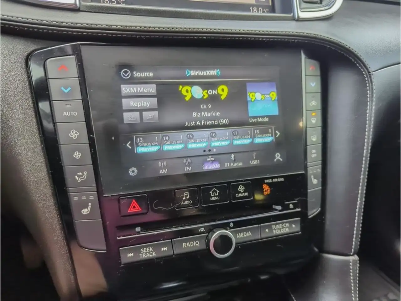 Infiniti QX55 снимка Infiniti QX55