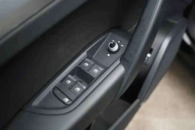 Audi Q5 view 27