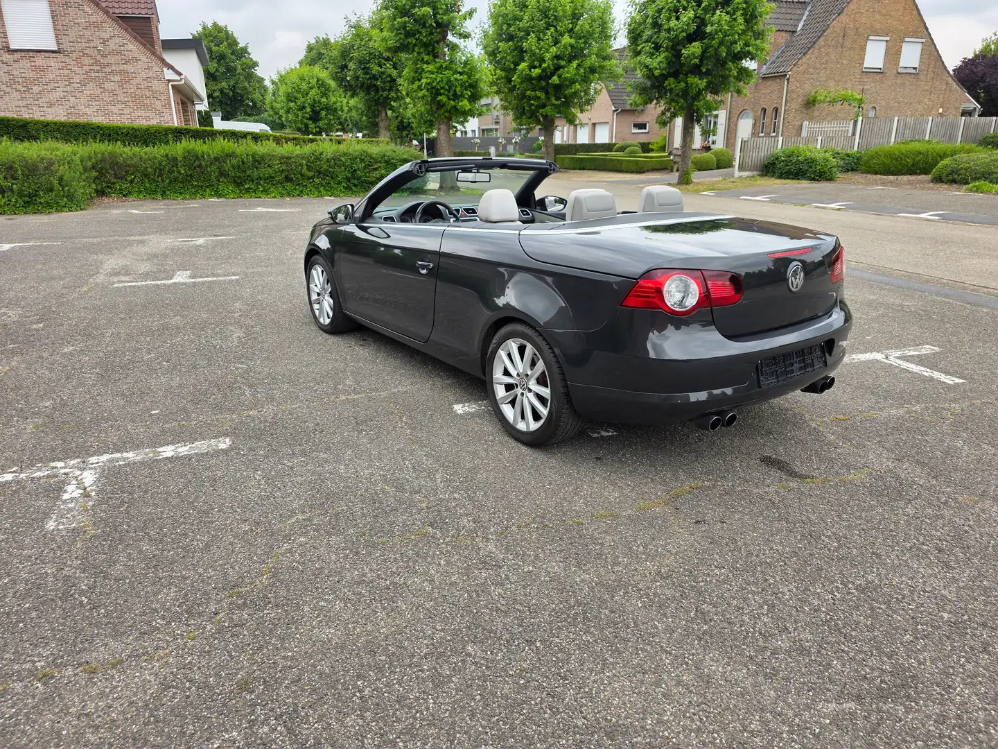 Volkswagen Eos Eos 2.0 TFSI Grijs - 2