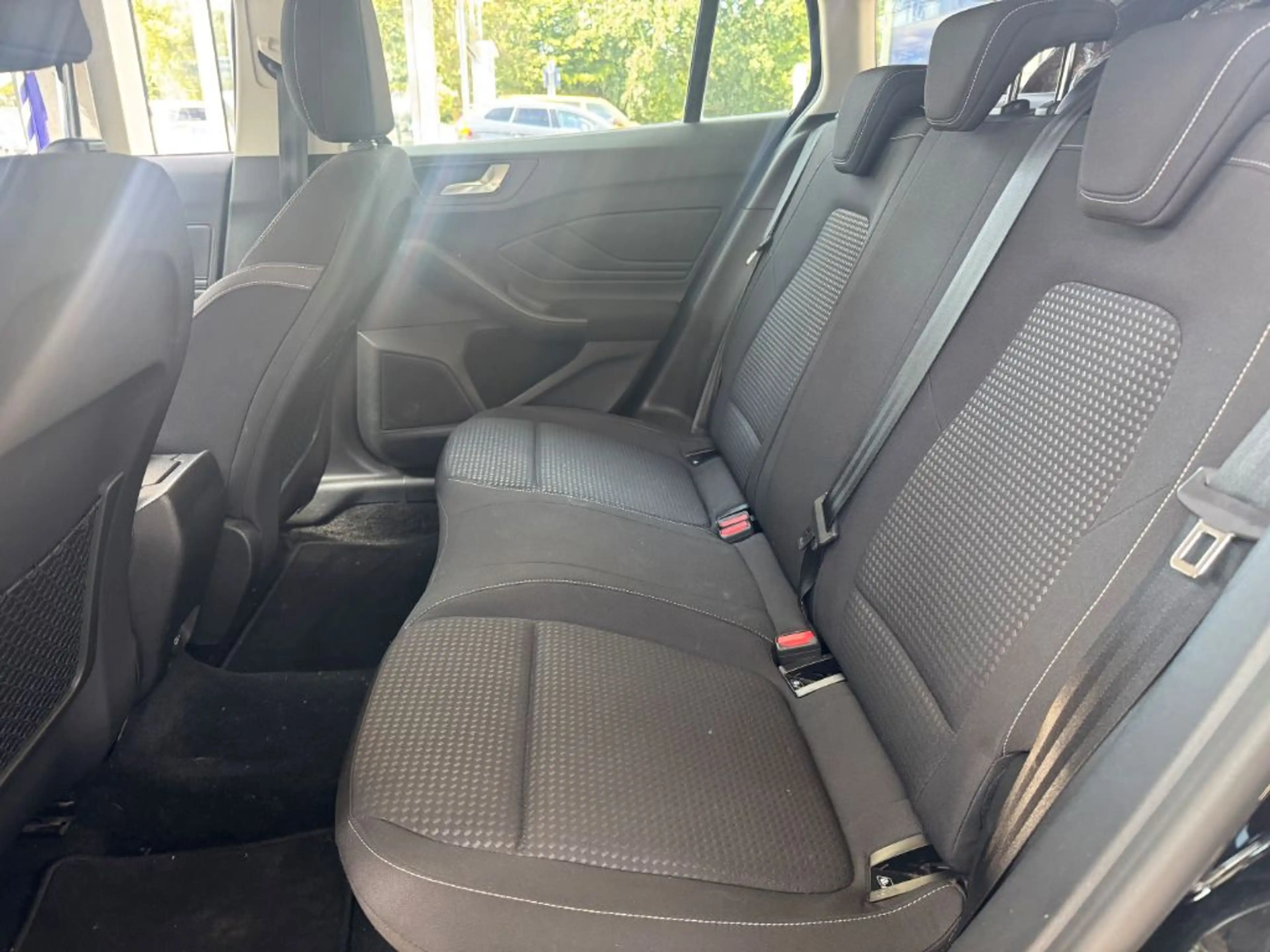 Ford Focus Turnier 1.5 EcoBlue S&S Aut. C&C — photo 9