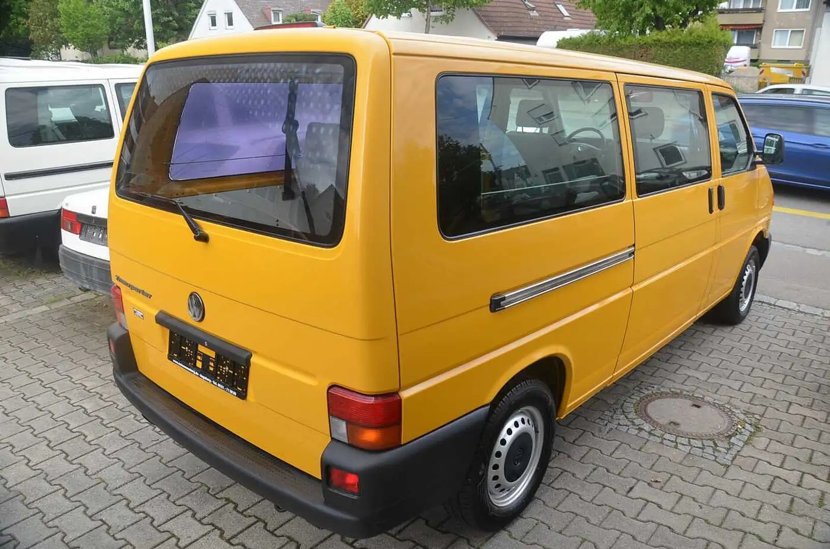Volkswagen T4 Bus 2.5 Benziner, Langer Radstand, KLIMA, Schiebed Amarillo - 2