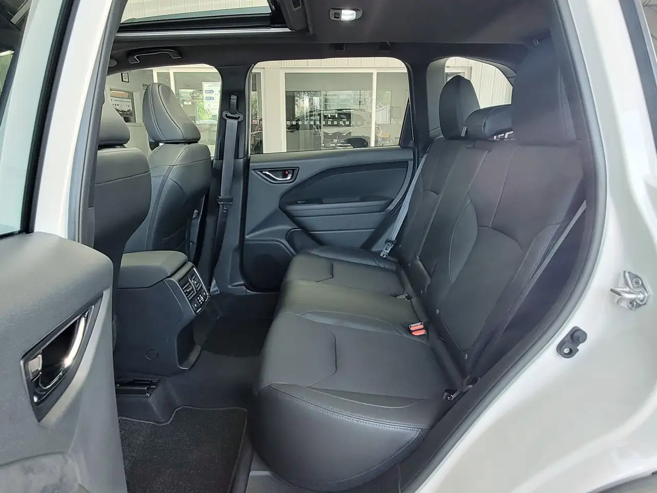 Subaru Forester снимка Subaru Forester