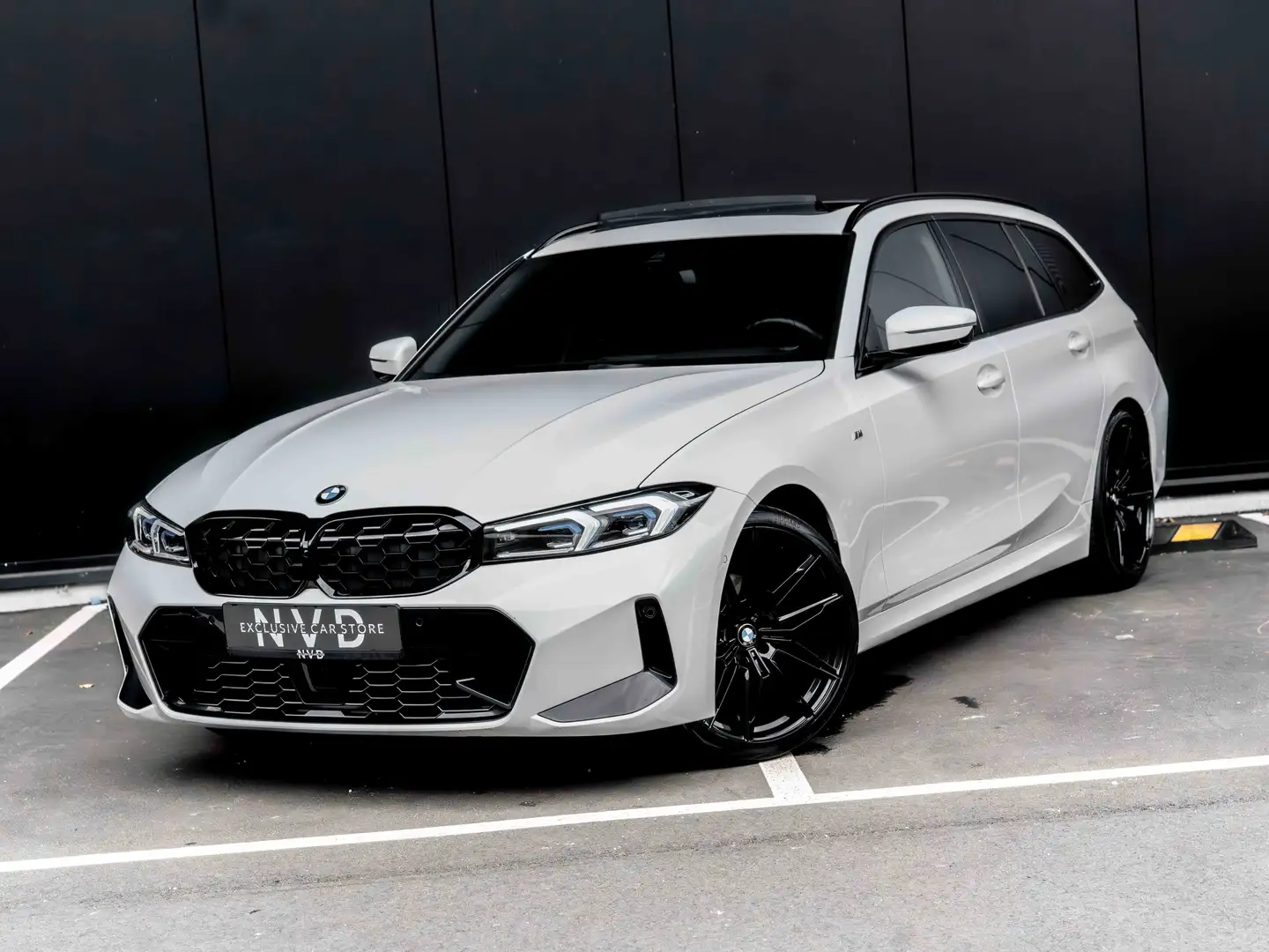BMW 320 iA M-sport | Pano | Mem-seats | ACC | Headup | Wit - 1