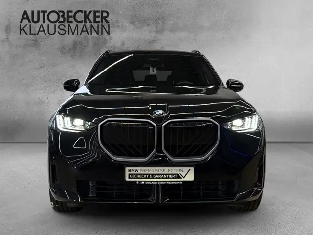BMW X3 view 5