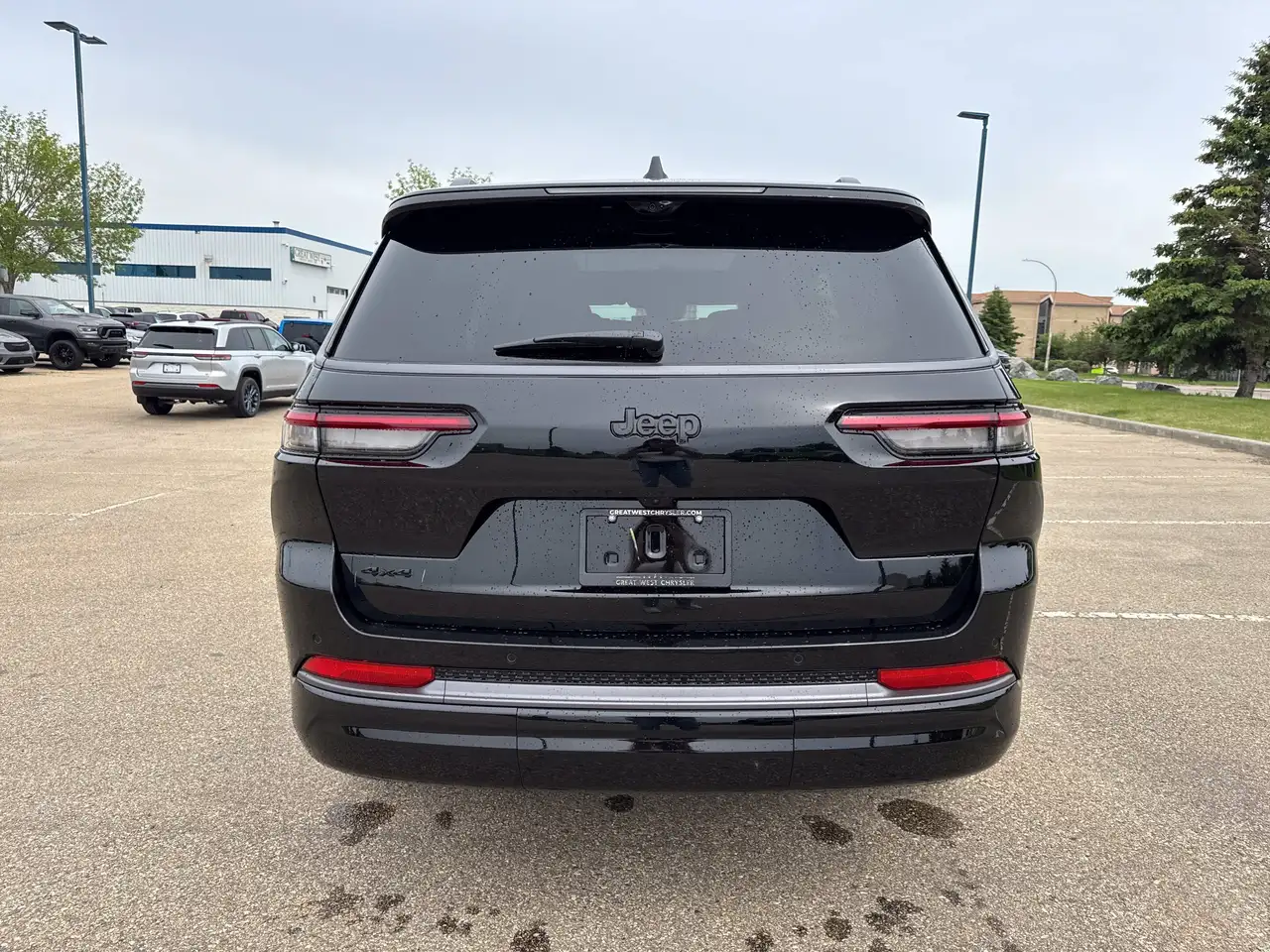 Jeep Grand Cherokee photo Jeep Grand Cherokee