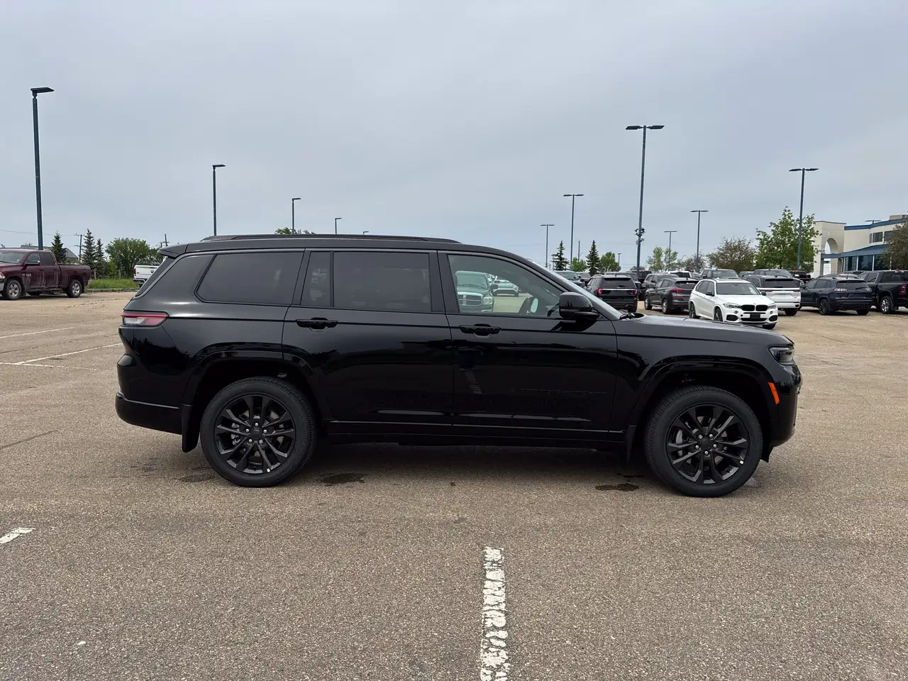 Jeep Grand Cherokee photo Jeep Grand Cherokee