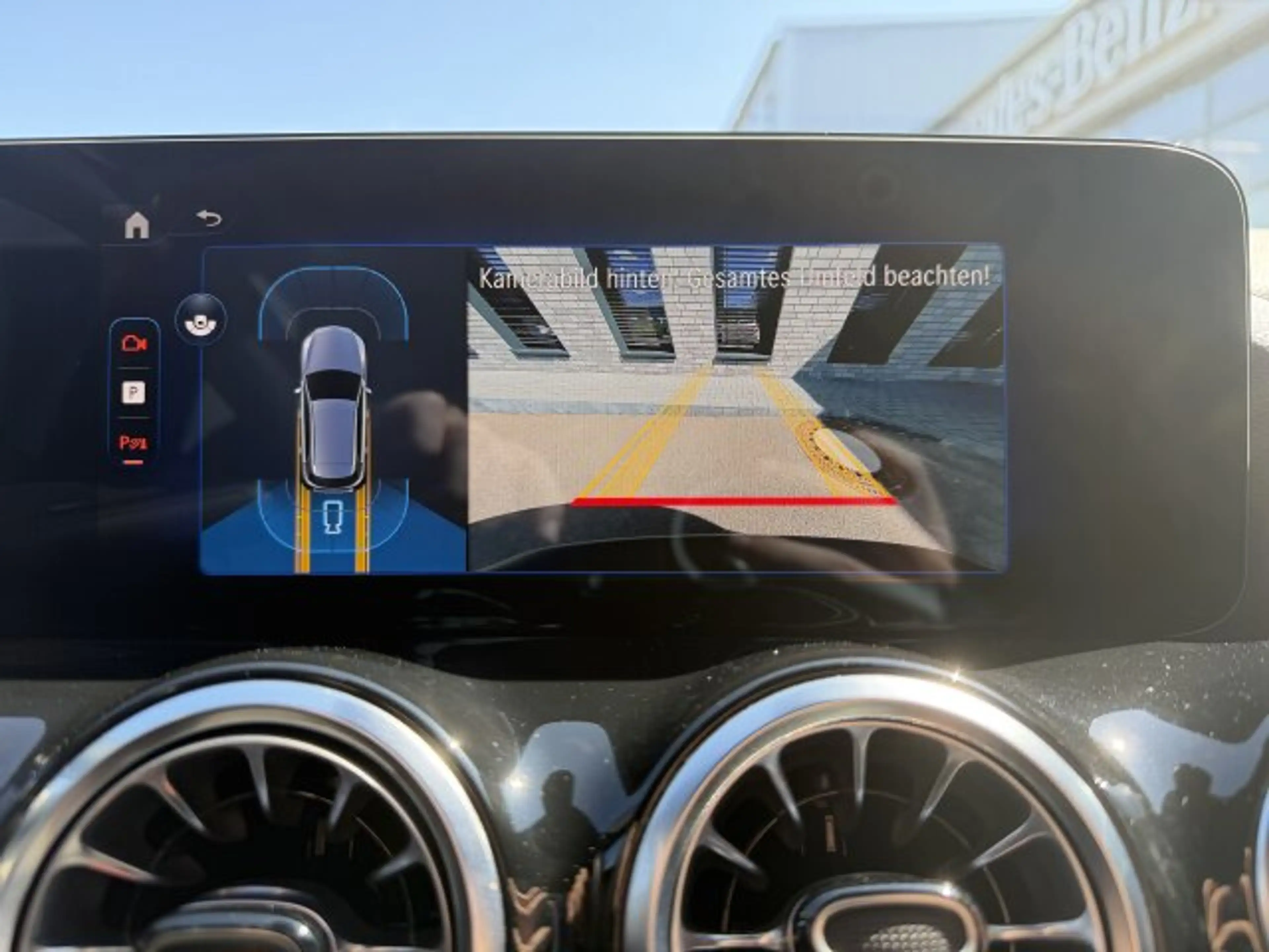 Mercedes-Benz EQA 300 EQA 300 4M Progressive Adv. LED Distronic Kamera — photo 16