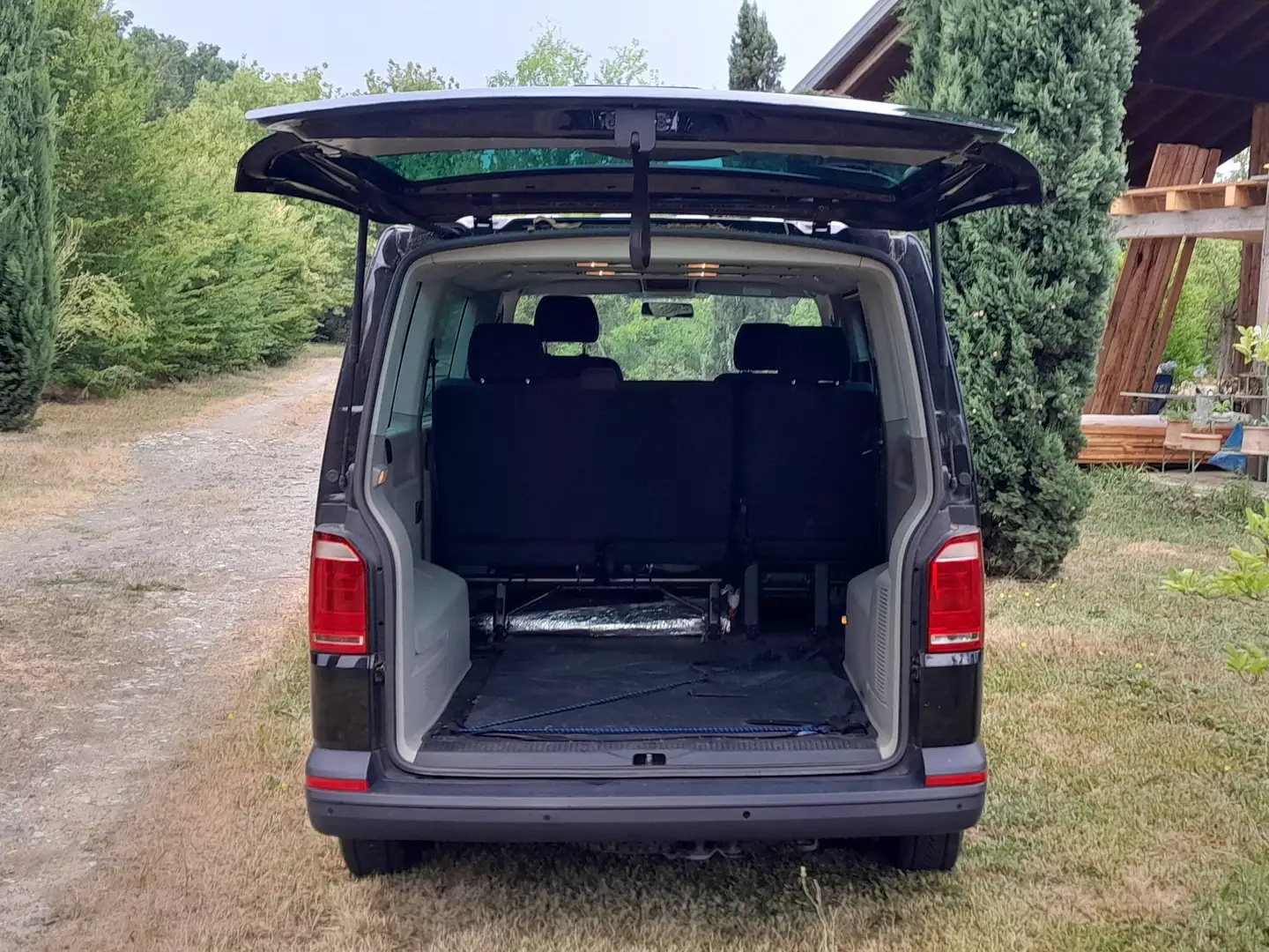 Volkswagen T6 Caravelle Automatico Four Motion Nero - 2