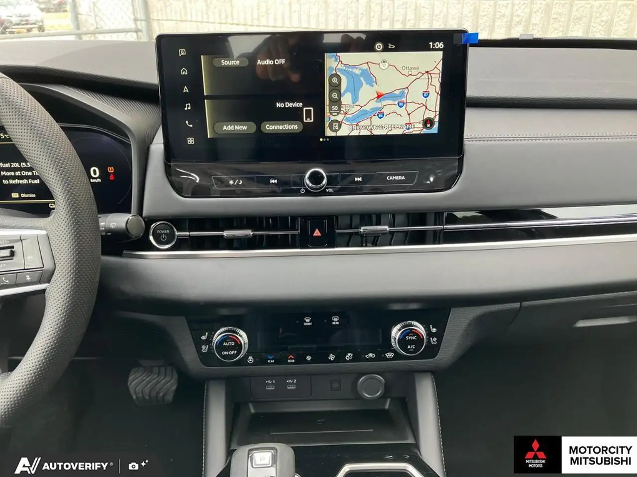Mitsubishi Outlander снимка Mitsubishi Outlander