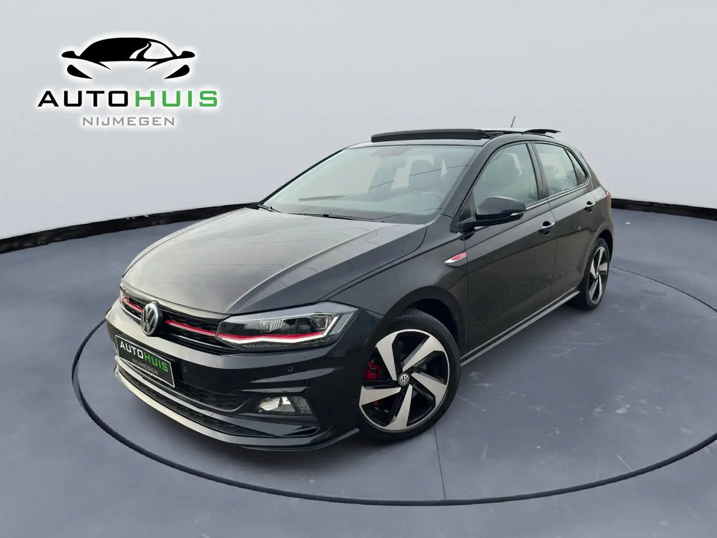 Volkswagen Polo GTI 2,0 TSI Automaat Panoramadak Led Navigatiesysteem Zwart - 1