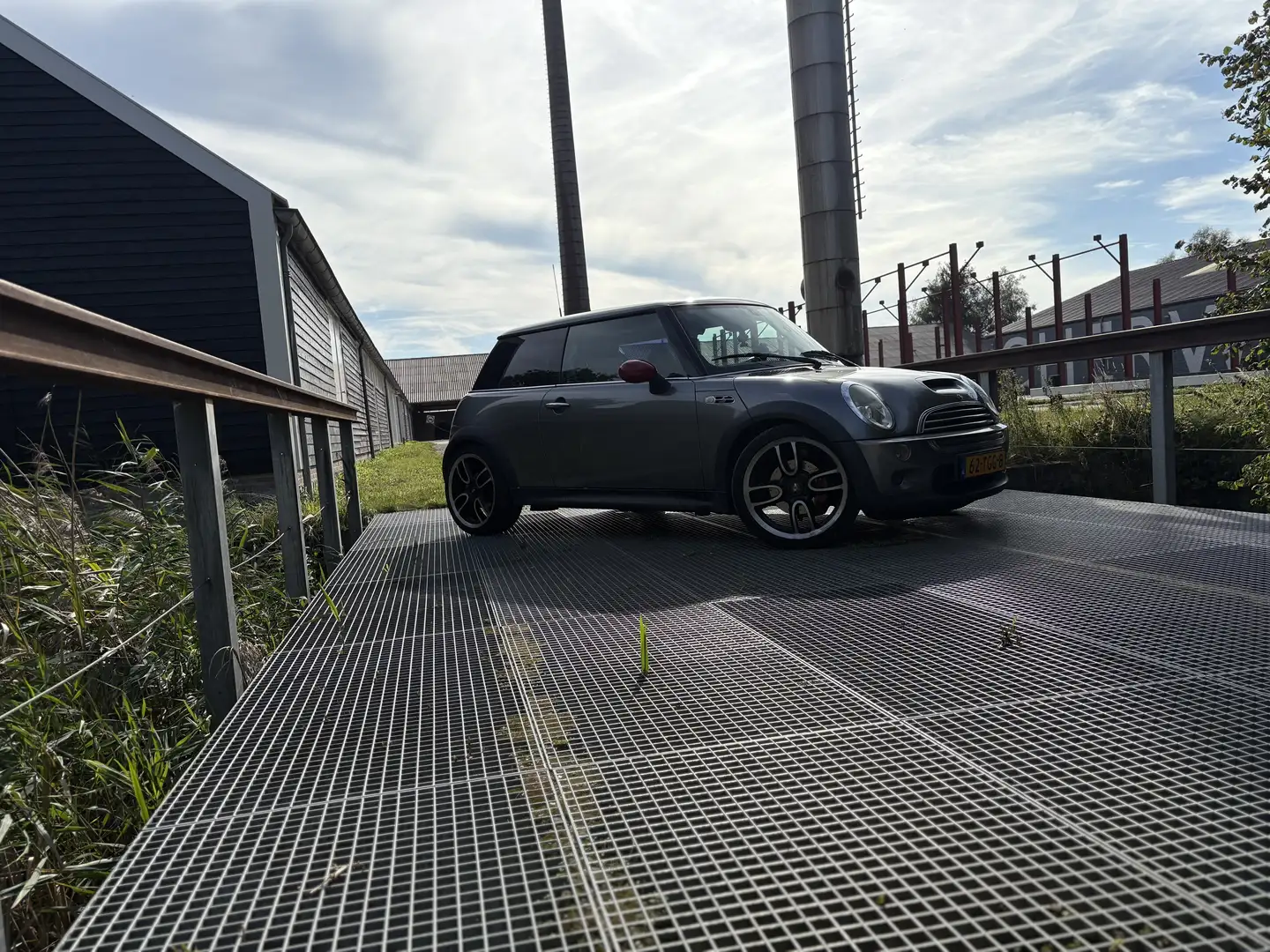 MINI Cooper S 1.6 Grijs - 1