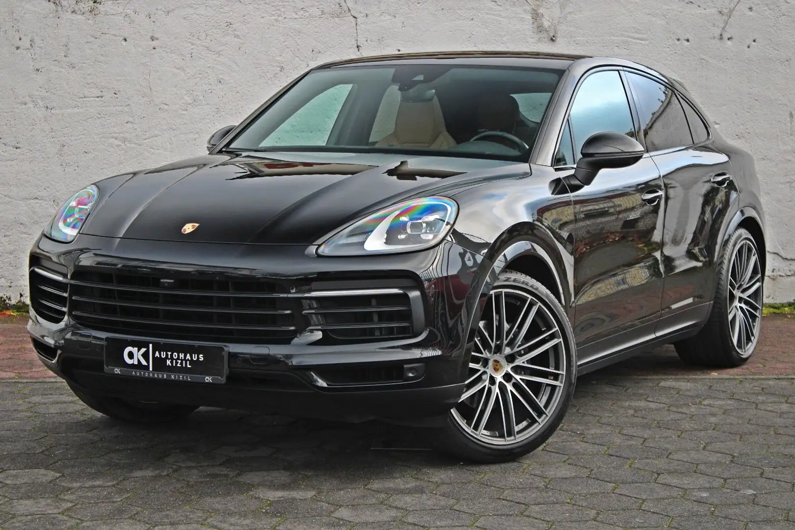 Porsche Cayenne Coupe Luftfederung, 22 Zoll Turbo Design Schwarz - 1