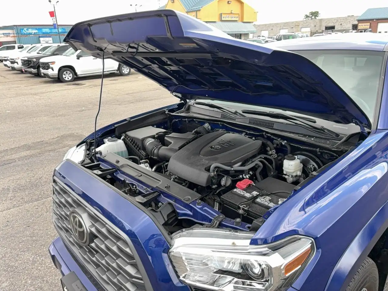 Toyota Tacoma снимка Toyota Tacoma