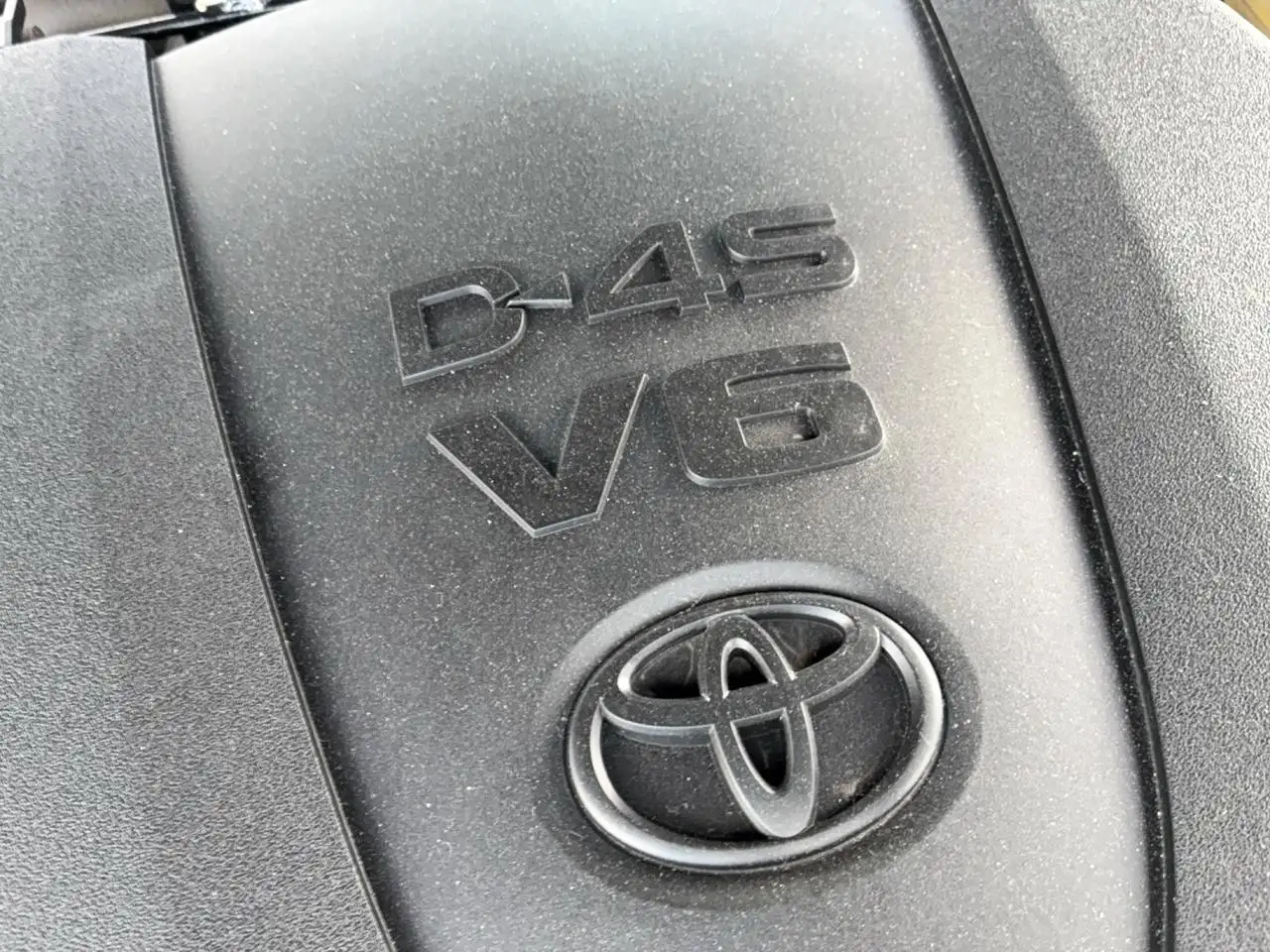 Toyota Tacoma снимка Toyota Tacoma