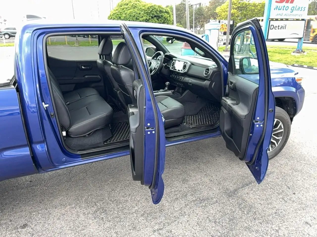 Toyota Tacoma снимка Toyota Tacoma