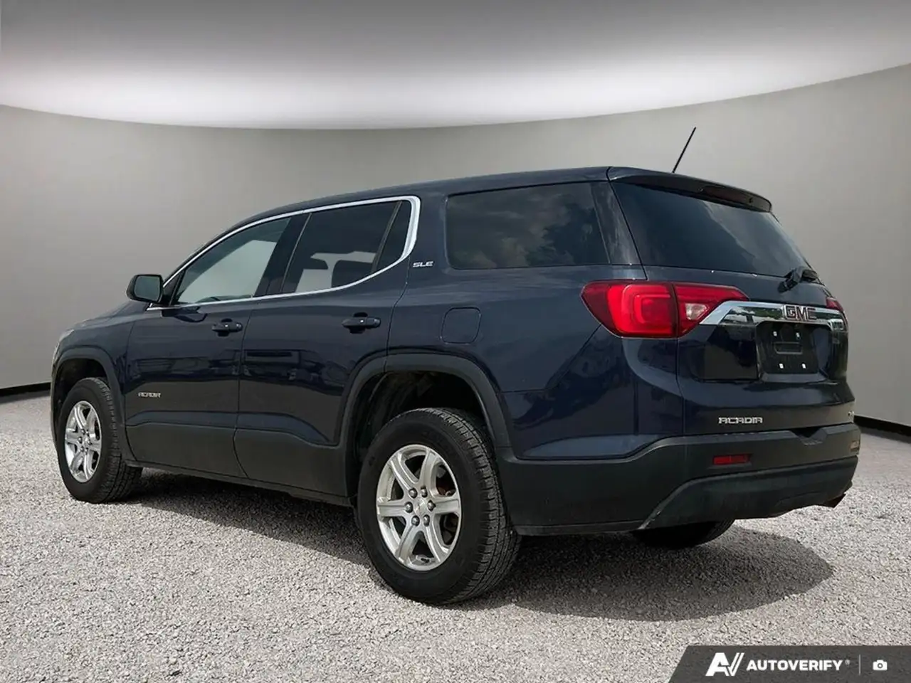 GMC Acadia снимка GMC Acadia