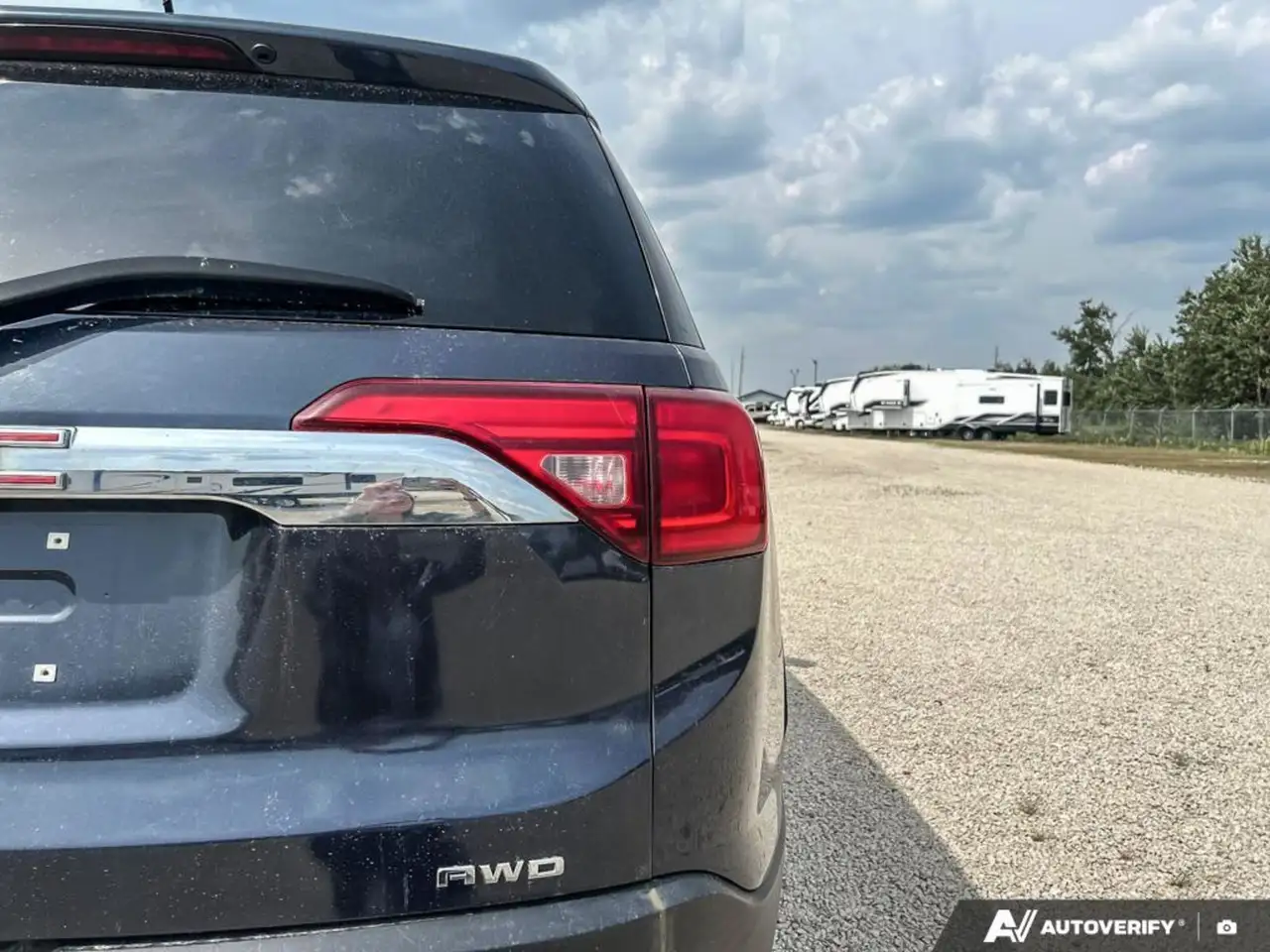 GMC Acadia снимка GMC Acadia