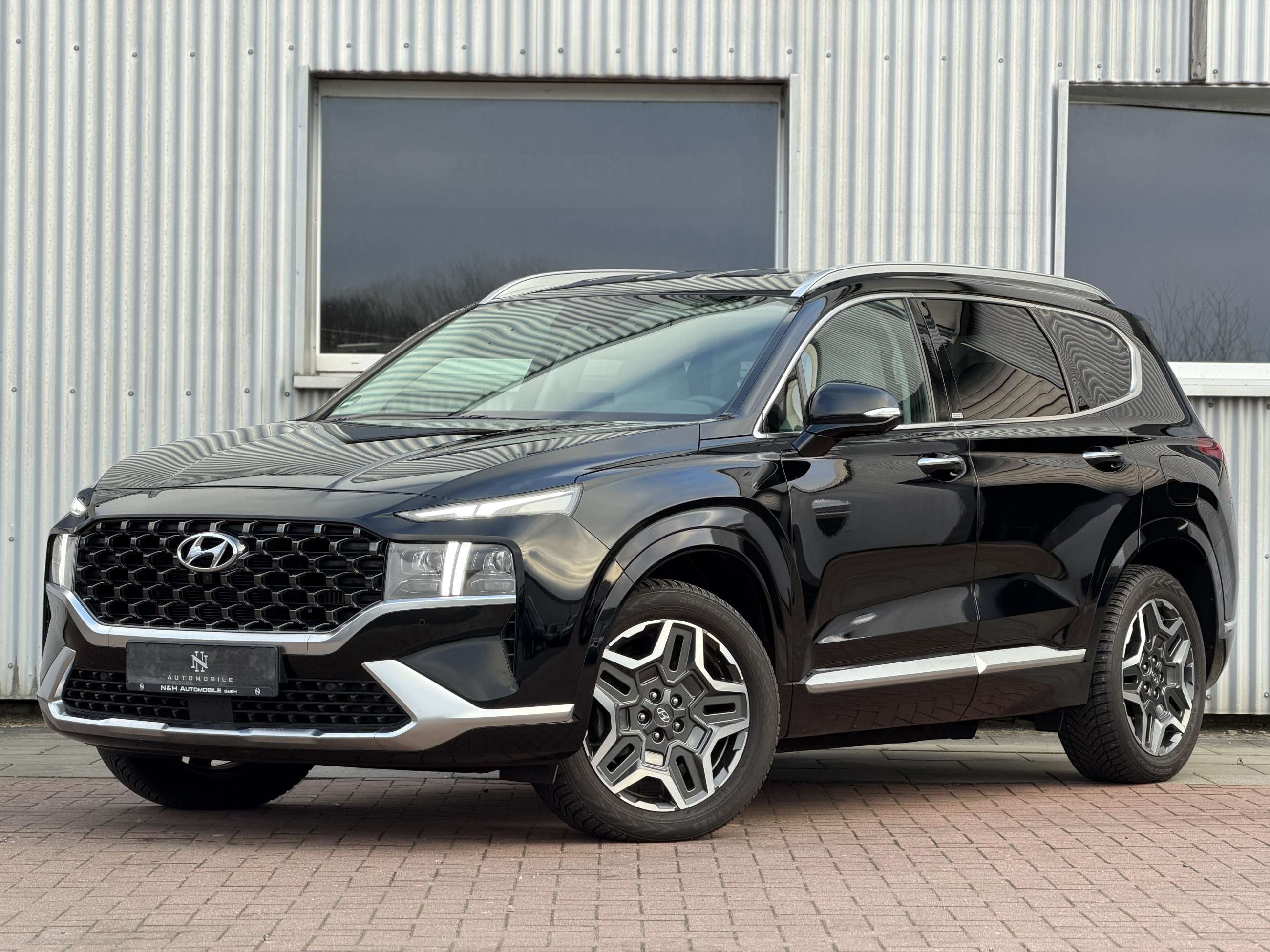 Second hand Hyundai Santa Fe 1.6