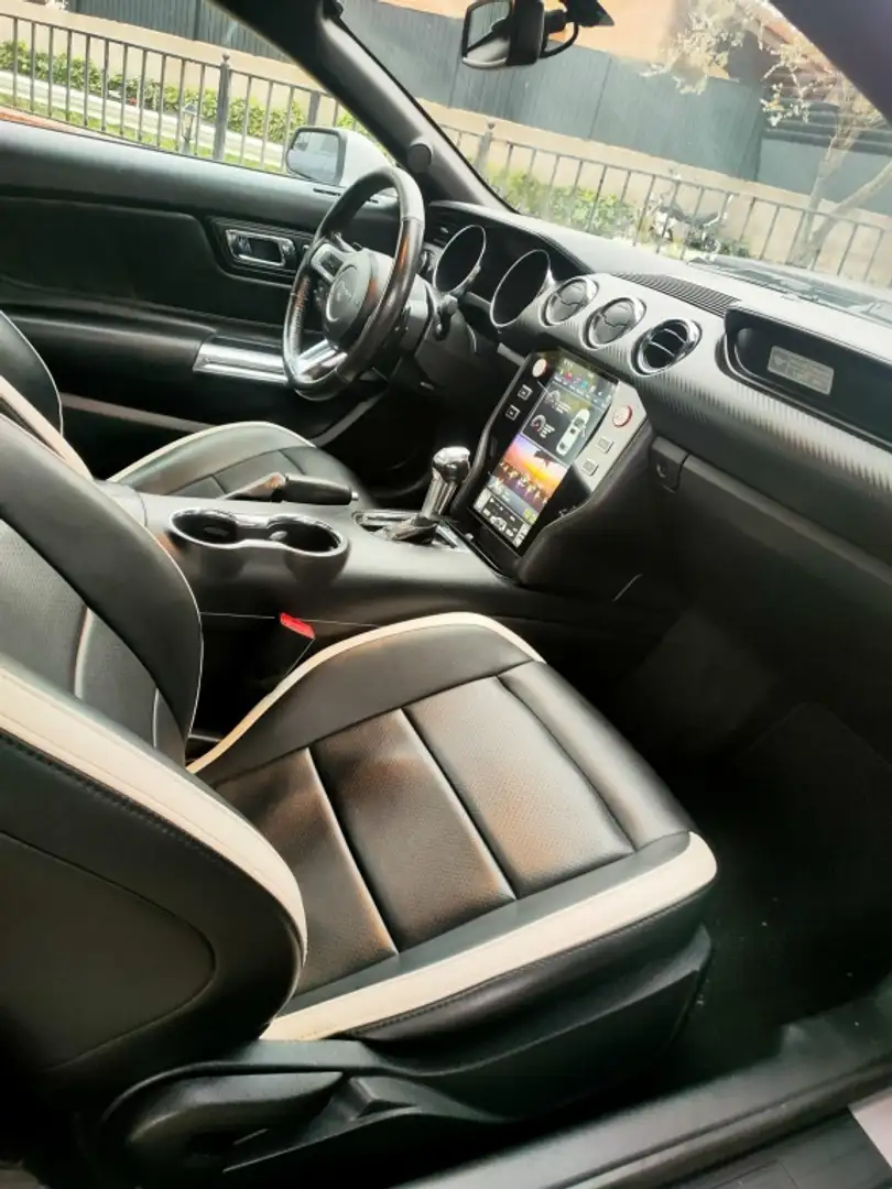 Ford Mustang 3.7 Ti-VCT V6 Cabrio Aut. Gris - 2
