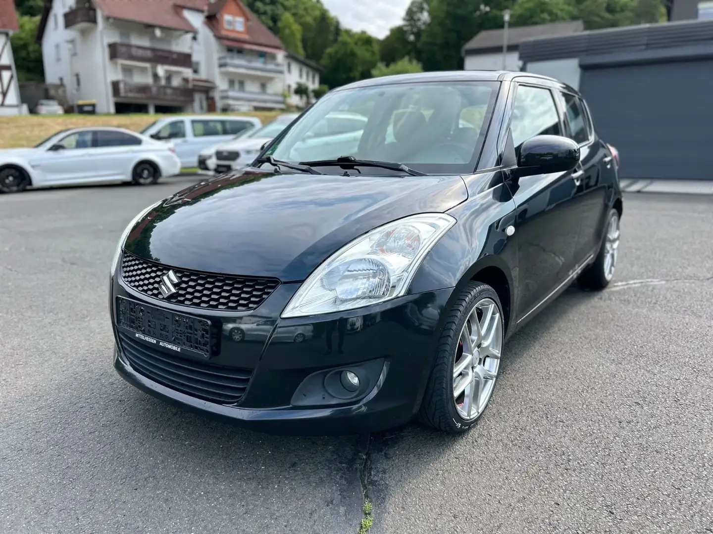 Suzuki Swift Comfort 1.2 SHZG/KLIMA/TEMPO/KEYLESS/8FACH Noir - 1