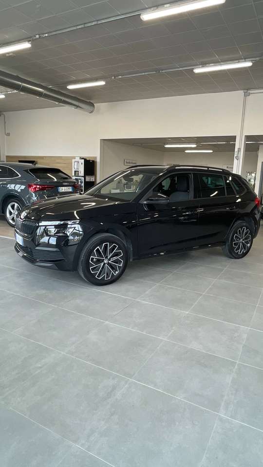 Skoda Kamiq KAMIQ 1.0 TSI BLACK DOTS cv 110