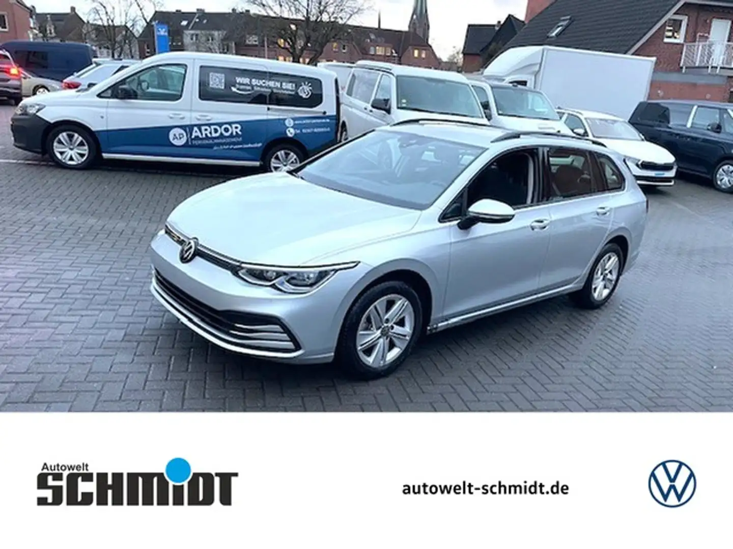 Volkswagen Golf VIII Variant 1.5 eTSi DSG Life ACC Navi Sitzhei... Silber - 1