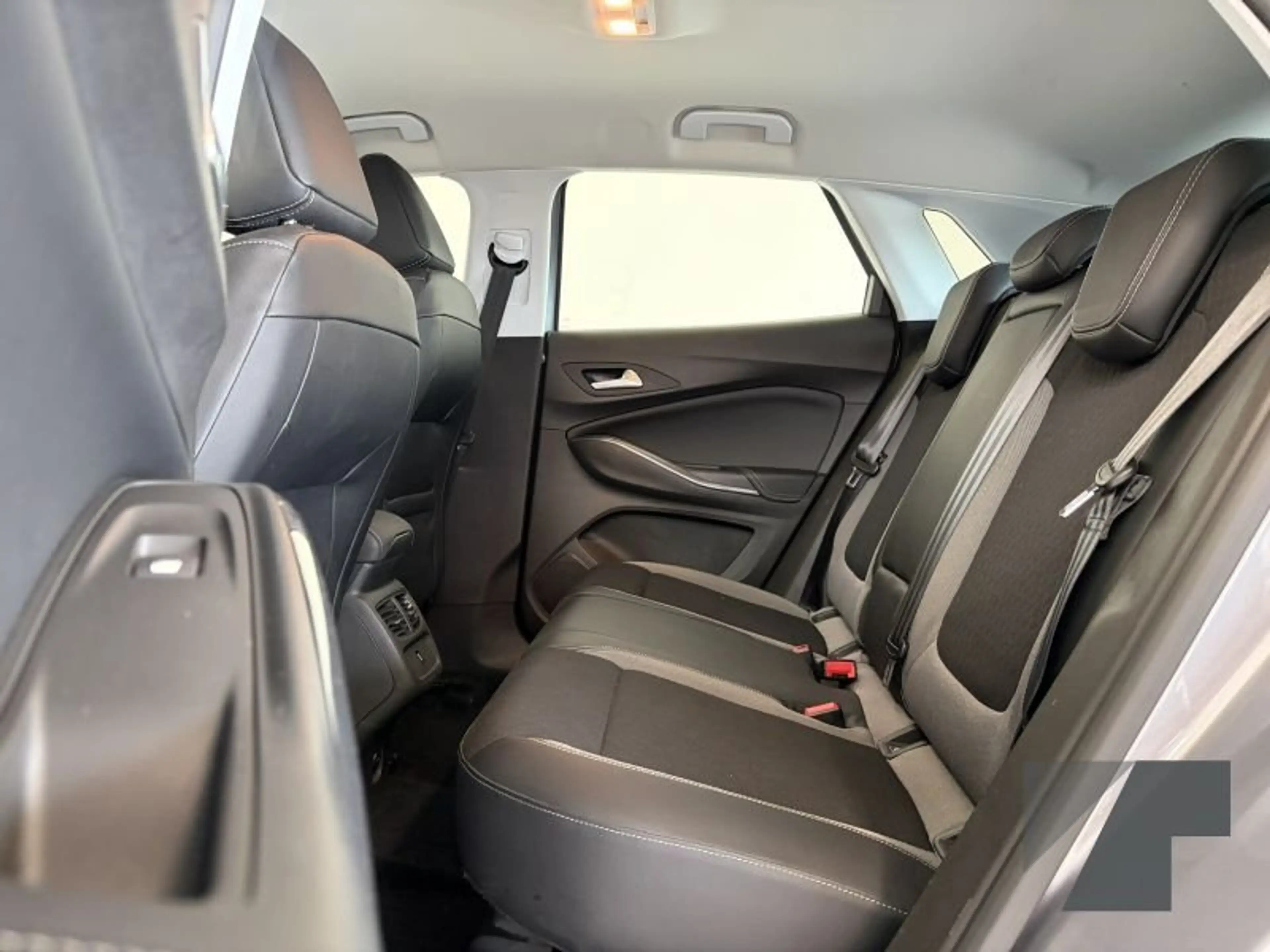 Opel Grandland X Innovation — photo 12