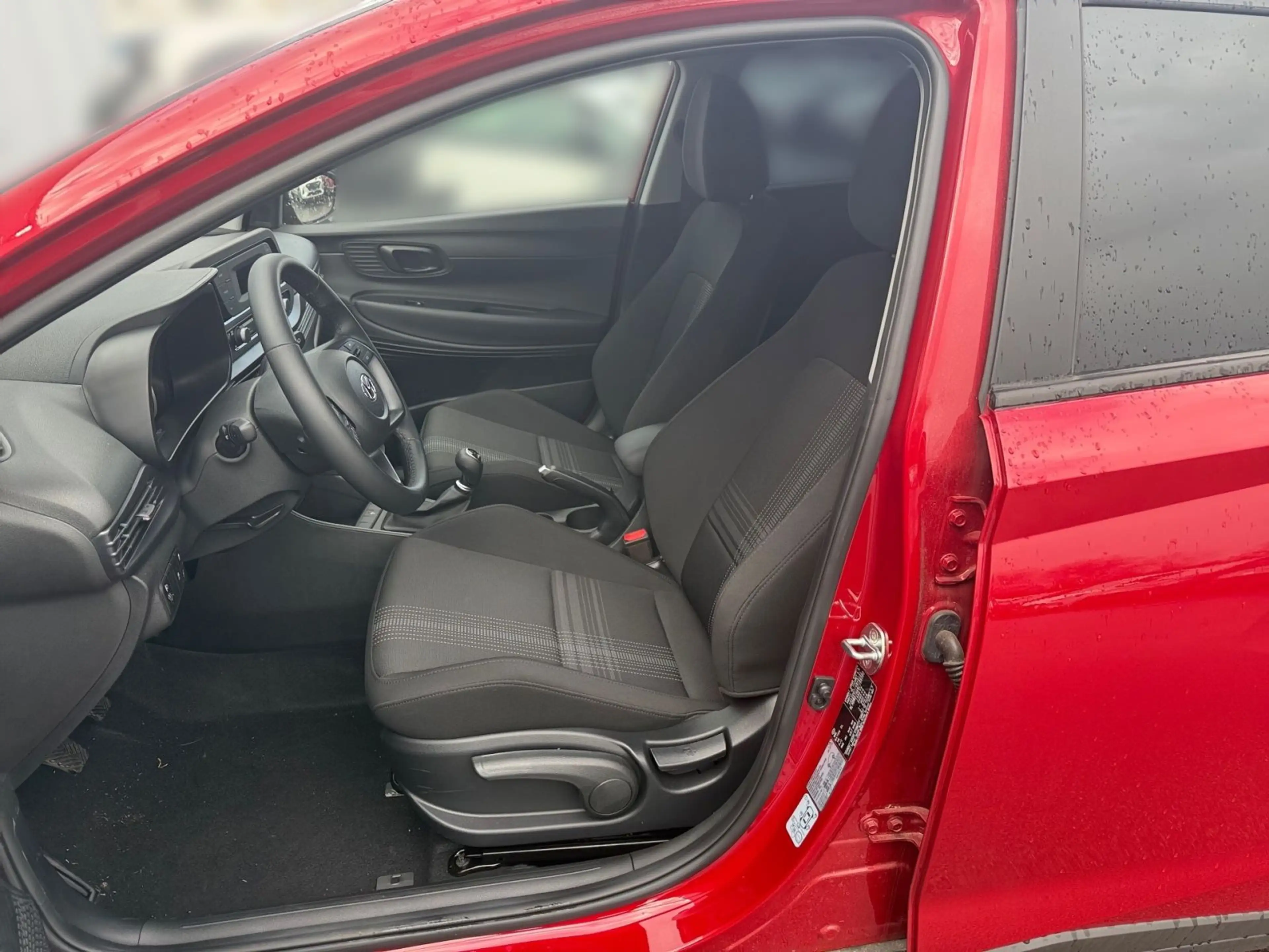 Hyundai BAYON 1.2 Comfort Klima/PDC/Bluetooth/ALU — photo 7