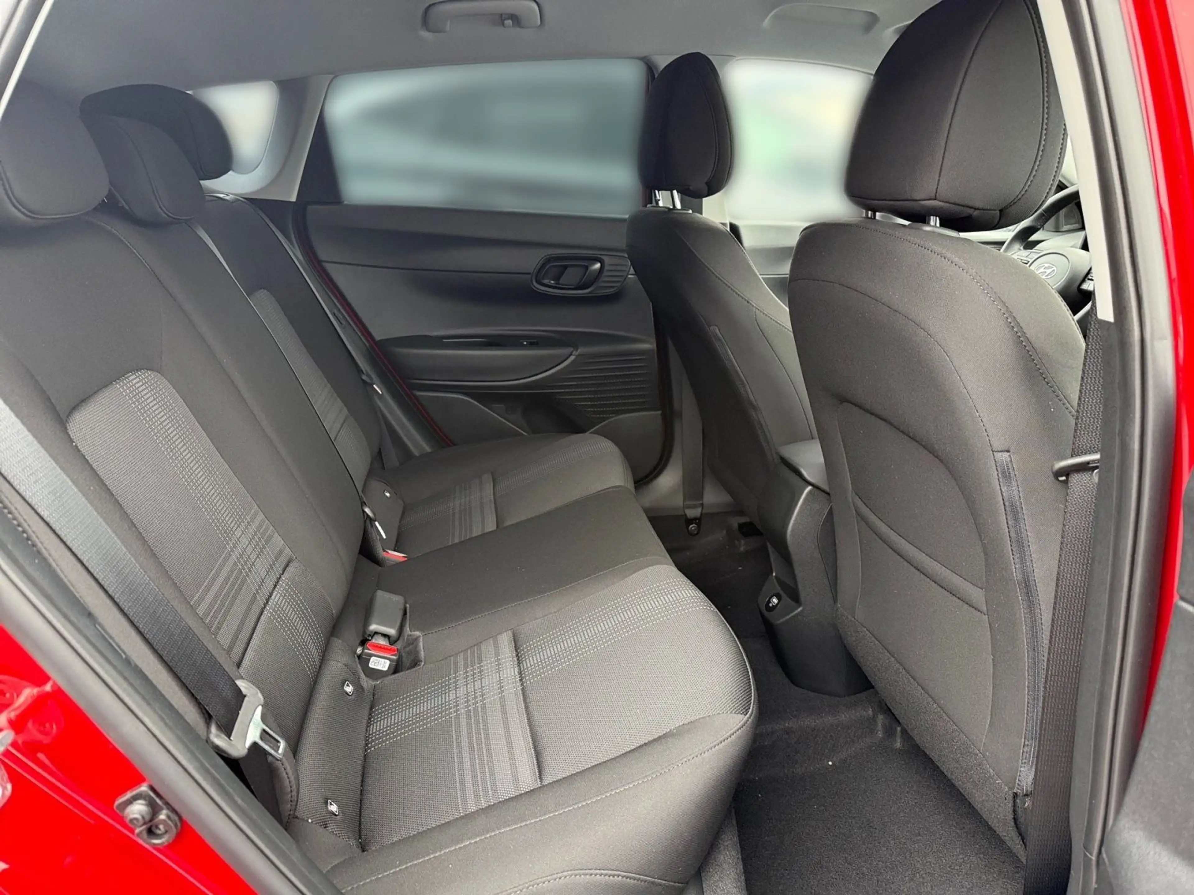 Hyundai BAYON 1.2 Comfort Klima/PDC/Bluetooth/ALU — photo 13