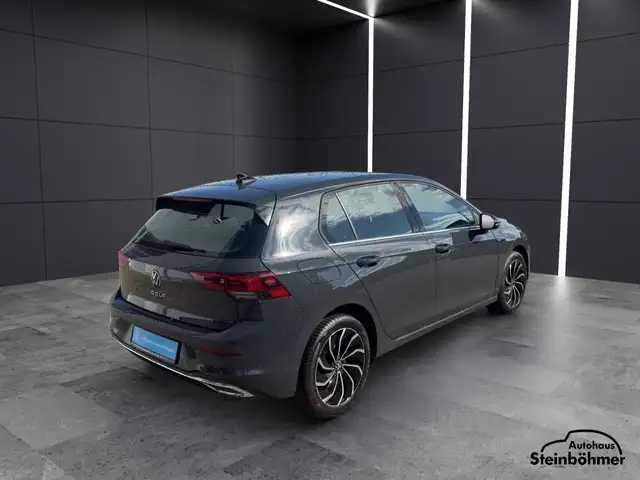 Volkswagen Golf view 7