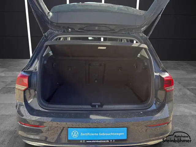Volkswagen Golf view 6
