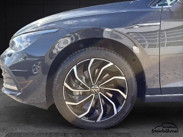 Volkswagen Golf view 12