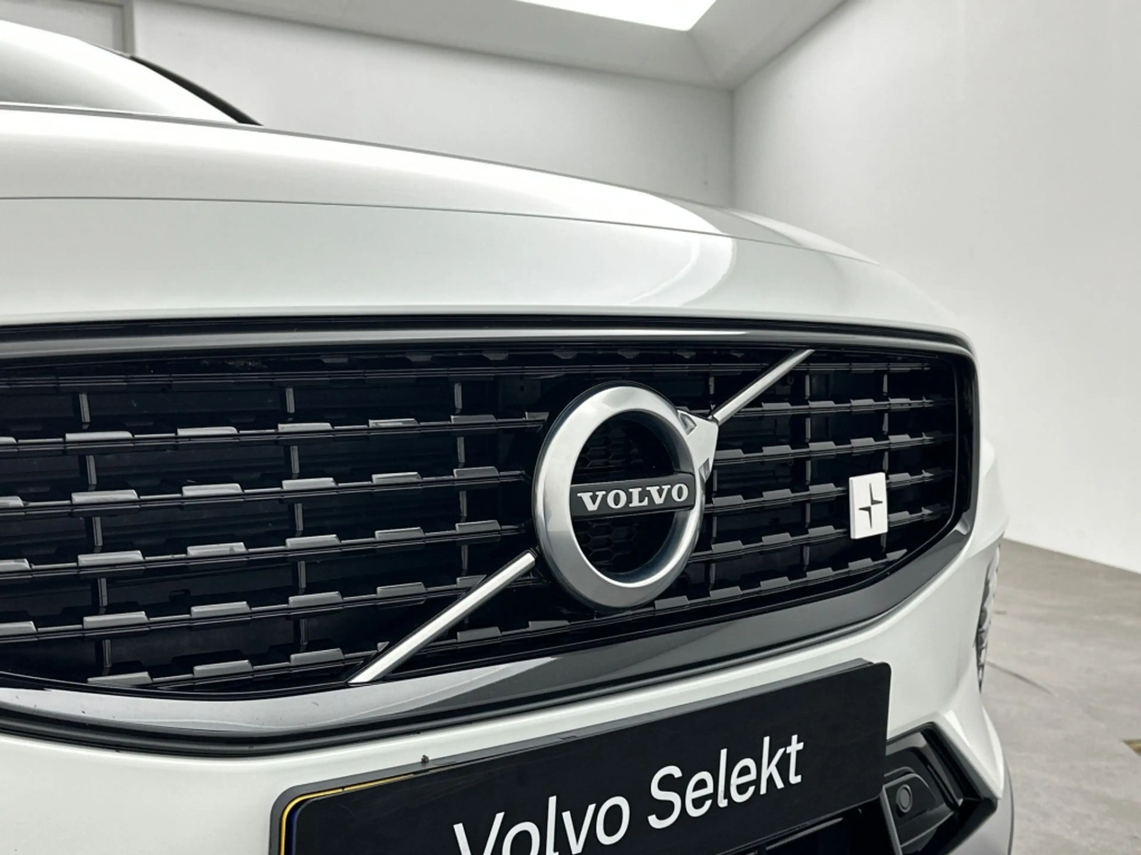 Volvo S60 T8 405PK Polestar Engineered| Pano| HUD| Bowers&Wi — photo 12