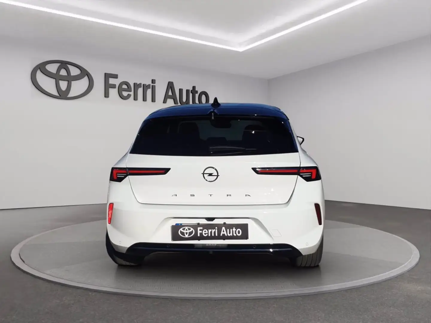 Opel Astra 1.5 ultimate s&s 130cv at8 Weiß - 2