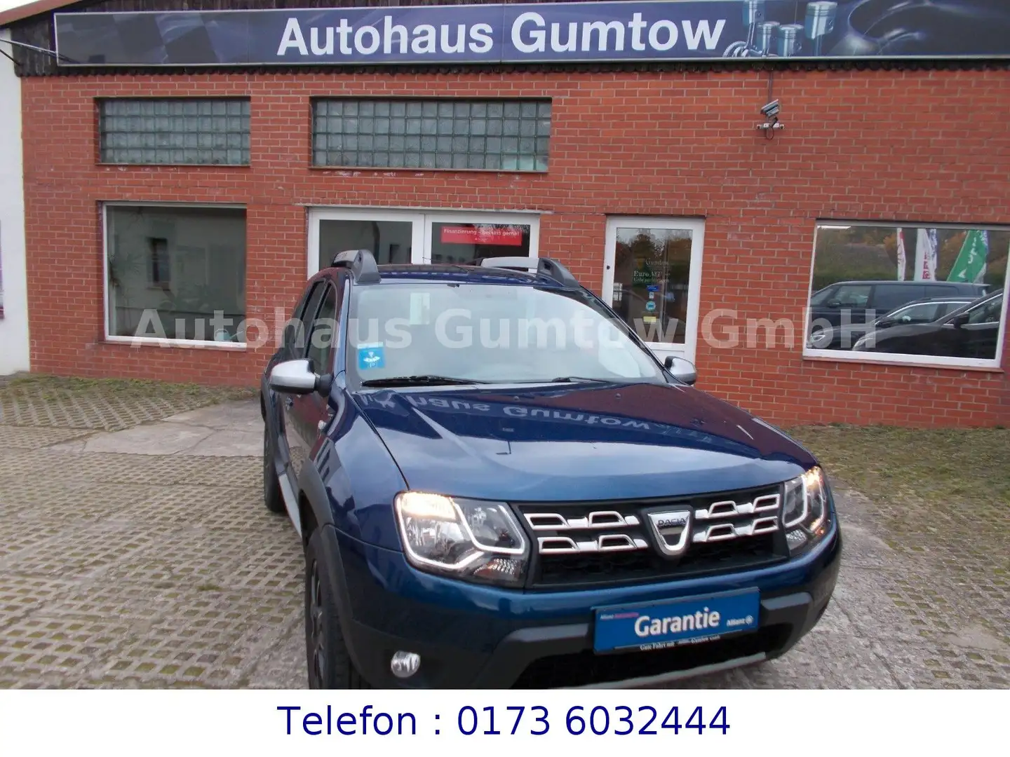 Dacia Duster I Urban Explorer 4x4 Blau - 1
