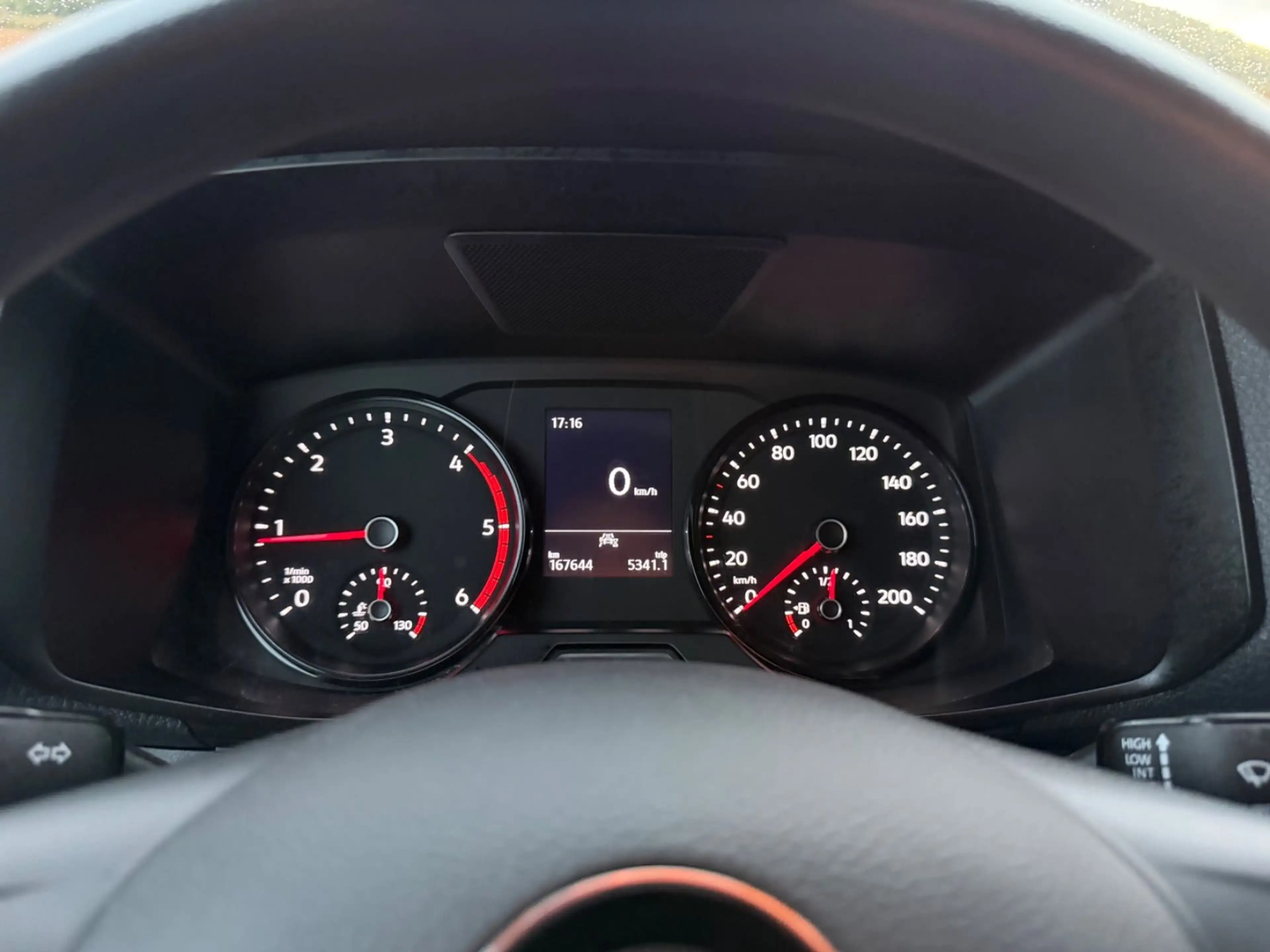 Volkswagen Crafter Kasten 35 lang Hochdach FWD — photo 12