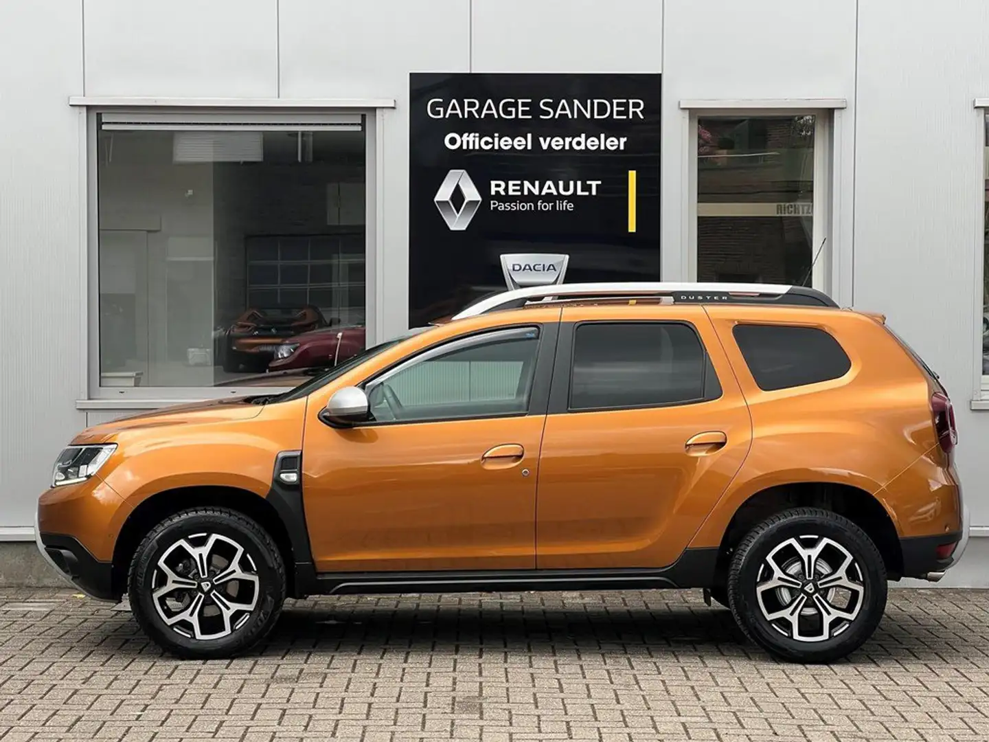Dacia Duster TCe 130 Pk Prestige Orange - 2
