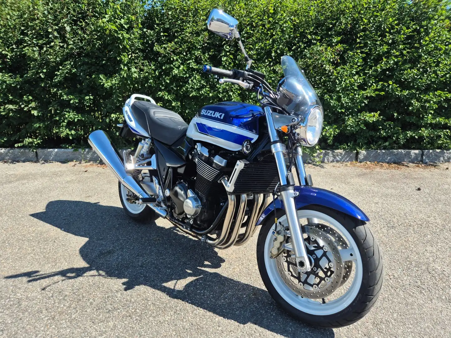 Suzuki GSX 1400 K2 Blauw - 2