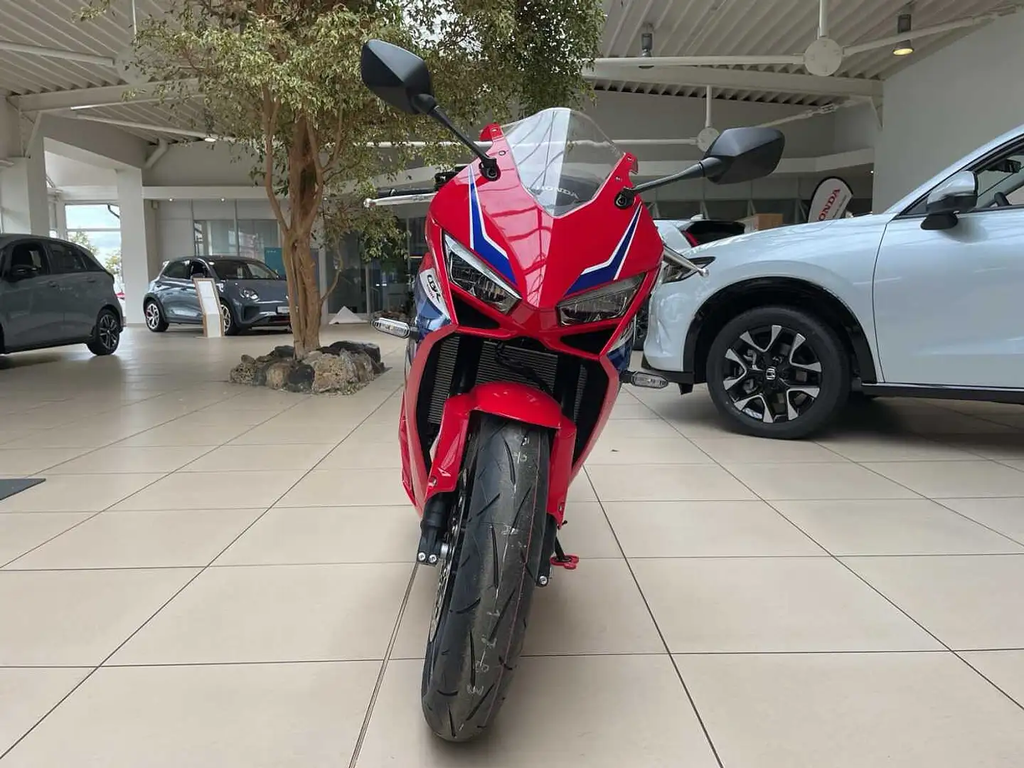 Honda CBR 650 R ABS 2025 6 Jahre Garantie Roşu - 2