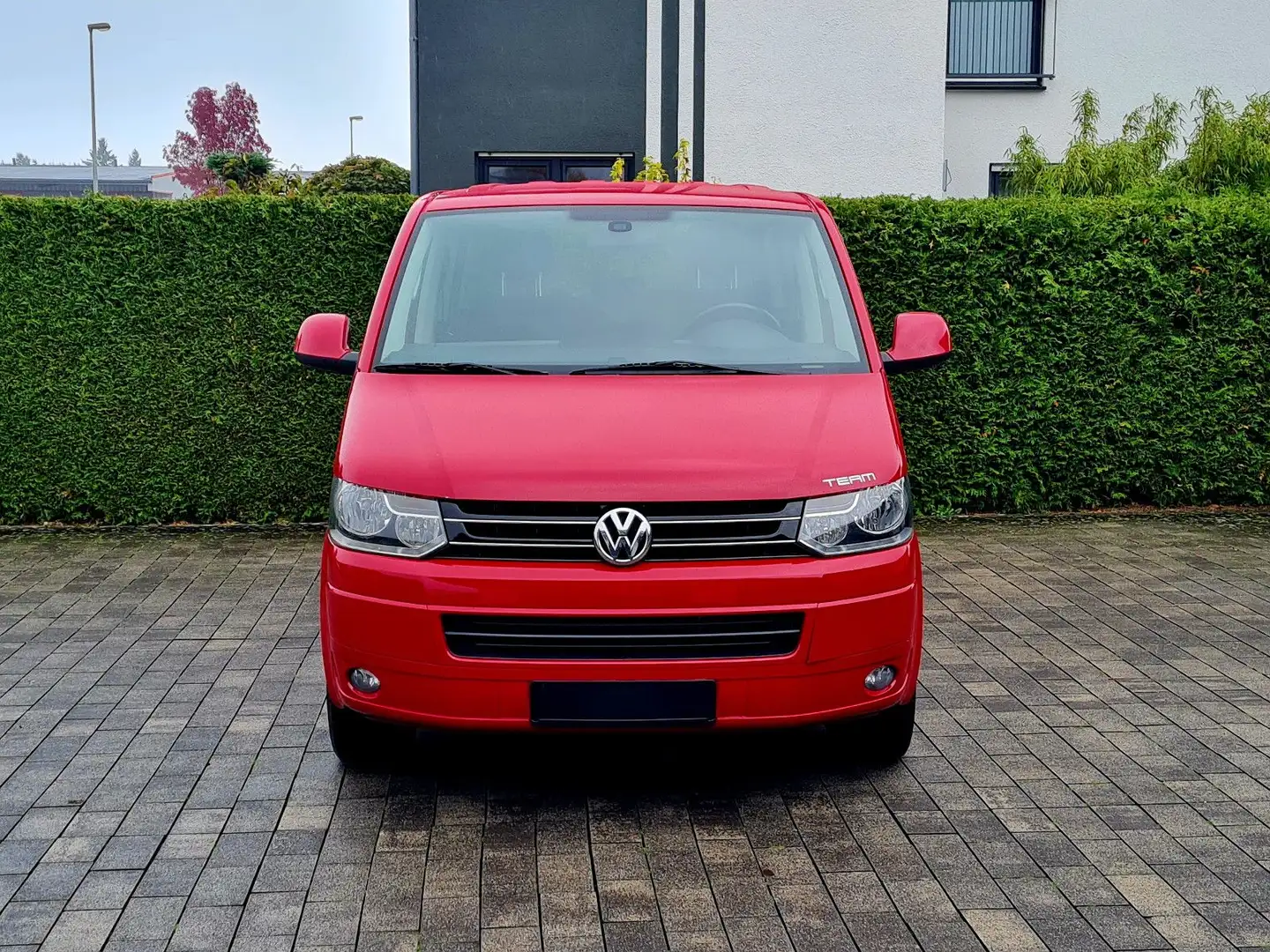Volkswagen T5 Transporter T5 Multivan Team (1. Hand, AHK, Facelift) Rot - 2