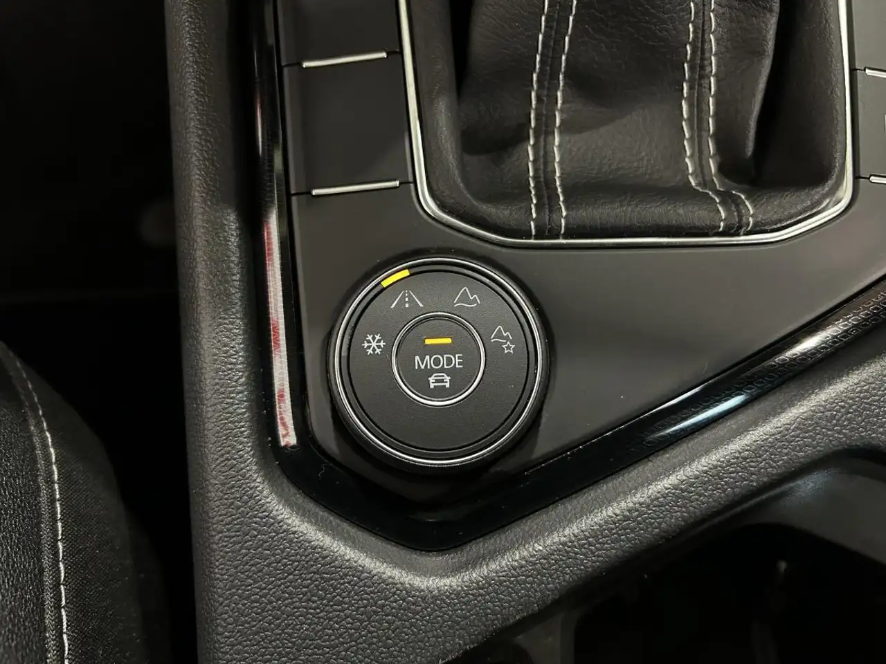Volkswagen Taos снимка Volkswagen Taos