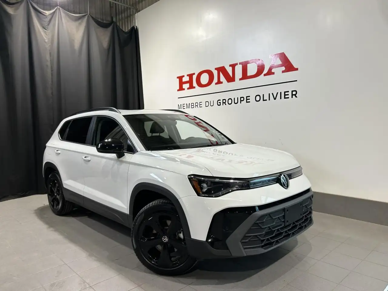 Volkswagen Taos снимка Volkswagen Taos