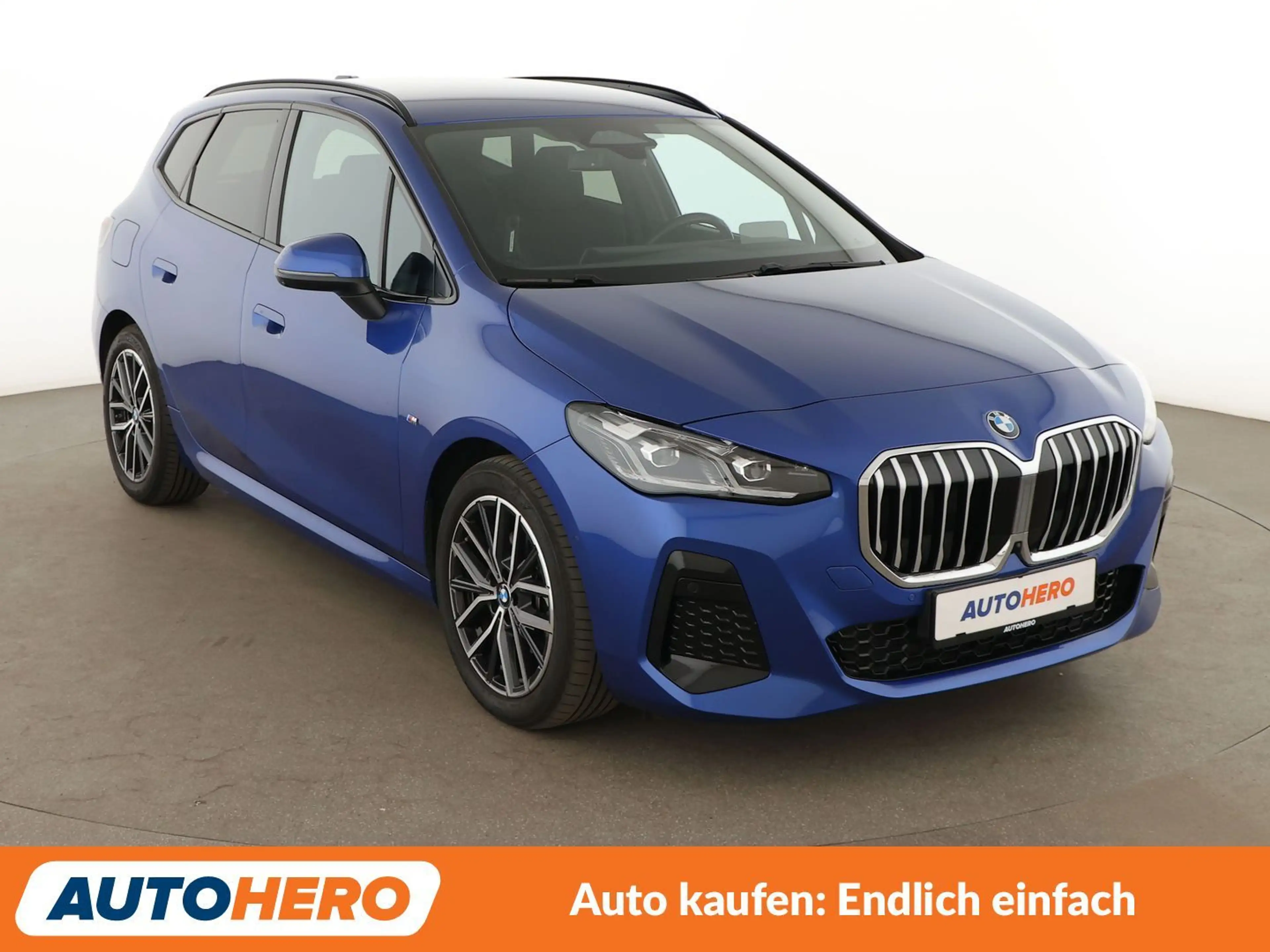 BMW 220 220i Active Tourer M Sport Aut.*NAVI*HUD*CAM* — photo 8