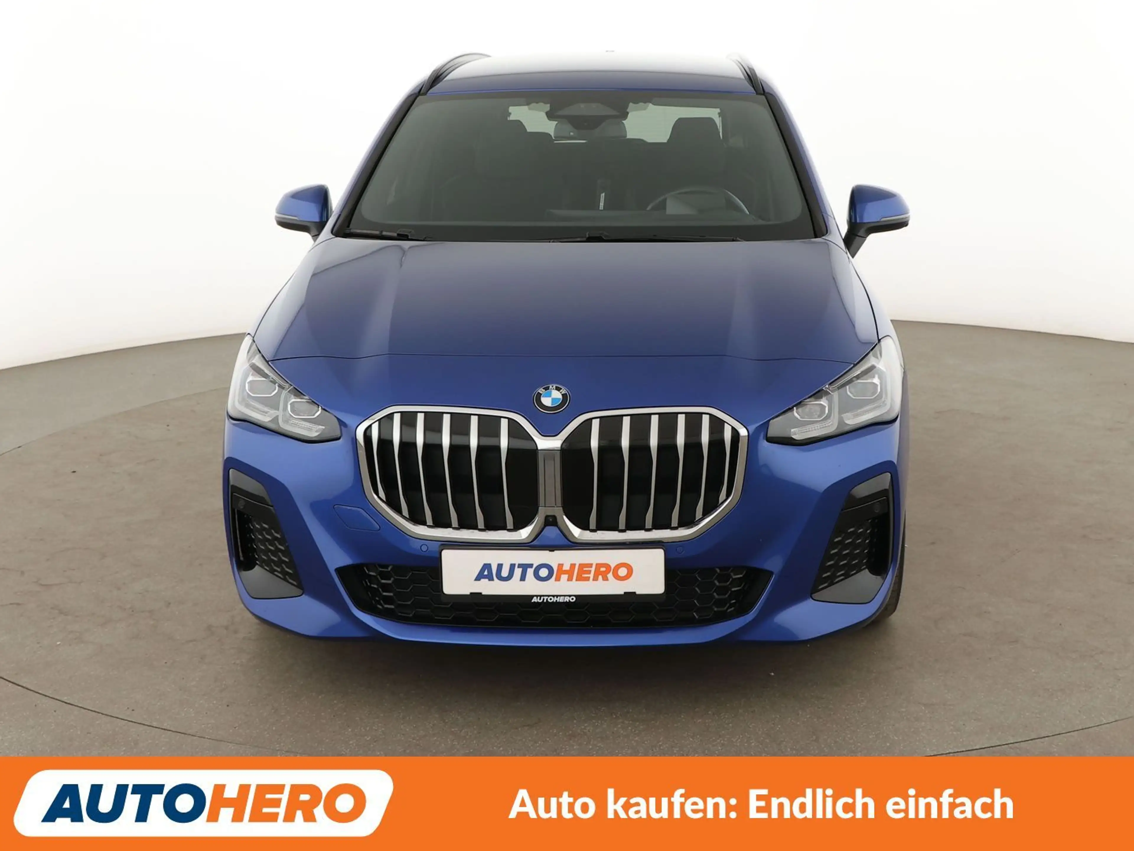 BMW 220 220i Active Tourer M Sport Aut.*NAVI*HUD*CAM* — photo 9