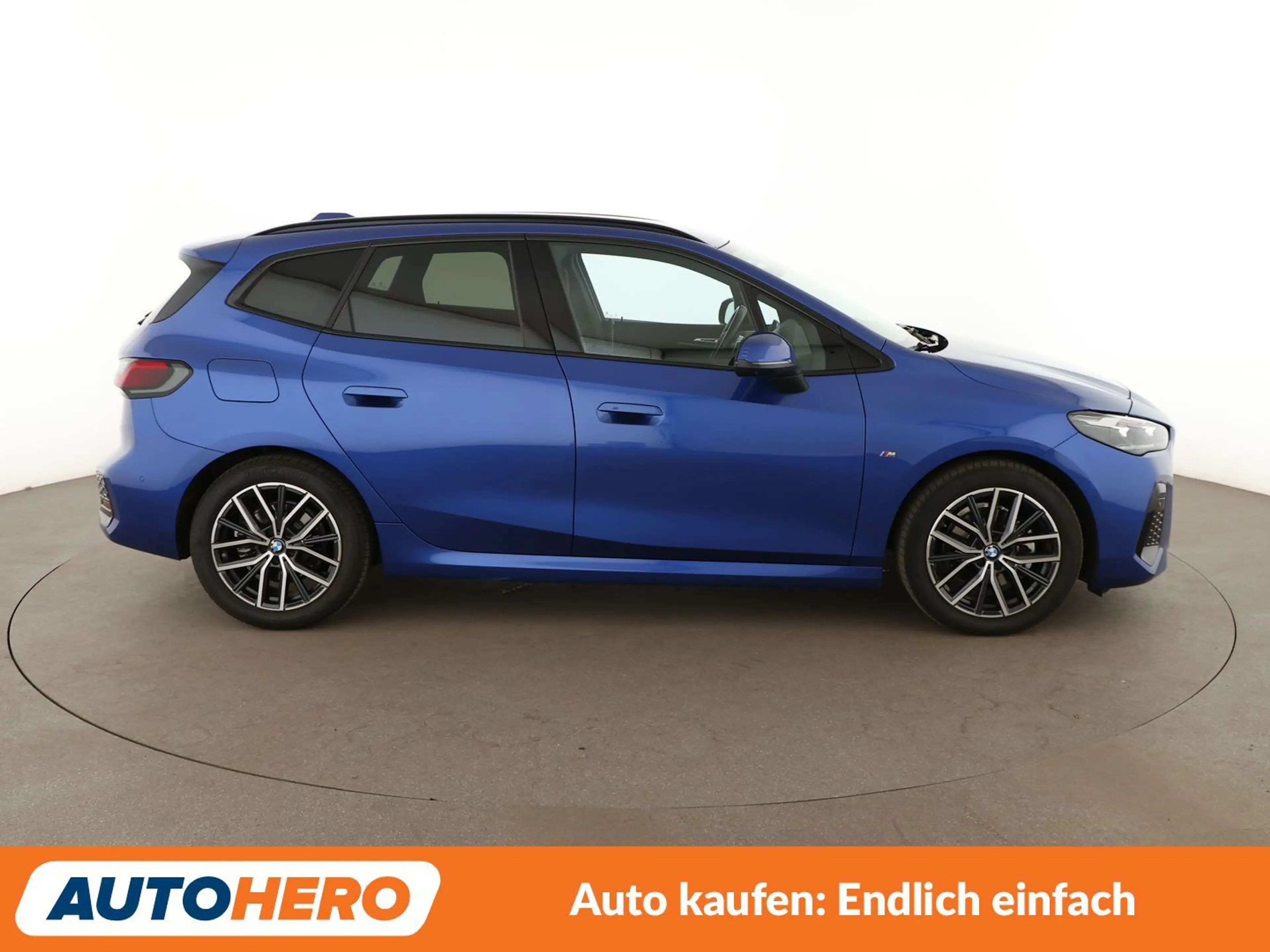 BMW 220 220i Active Tourer M Sport Aut.*NAVI*HUD*CAM* — photo 7
