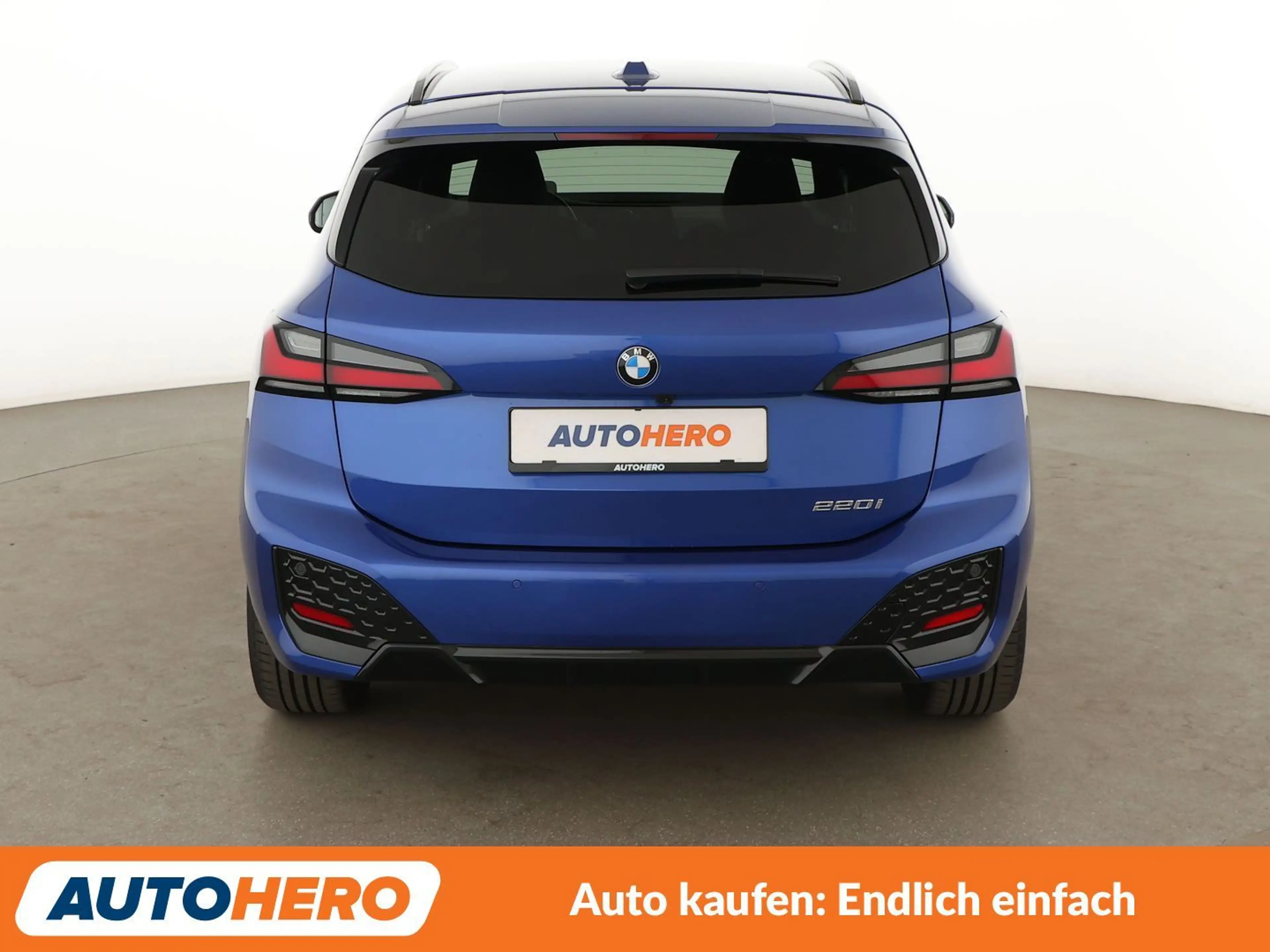 BMW 220 220i Active Tourer M Sport Aut.*NAVI*HUD*CAM* — photo 5